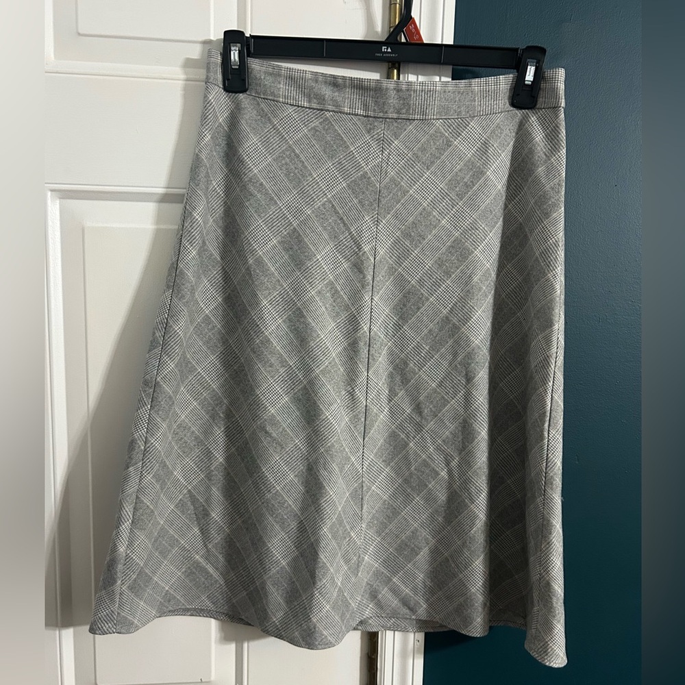 Liz Claiborne Gray Plaid A-Line Skirt Size 6